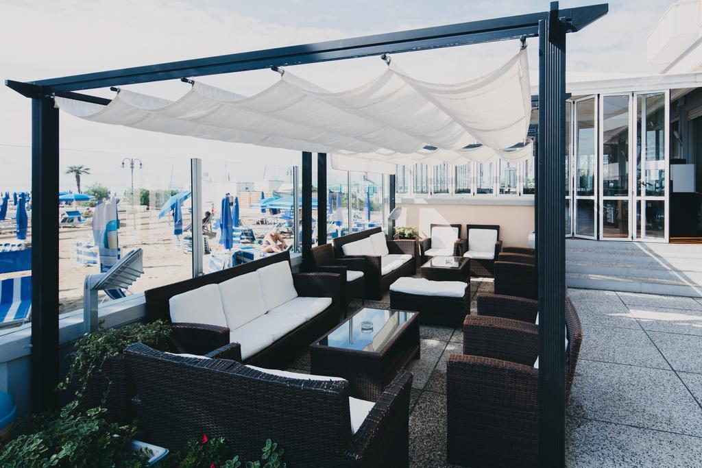 Hotel La Bussola Lido di Jesolo Exterior foto